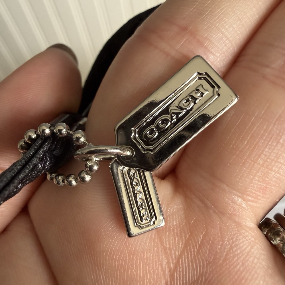 COACH VINTAGE BLACK AND SILVER KISS LOCK WRISTLET COIN PURSE/ MINI PURSE - Picture 7 of 15
